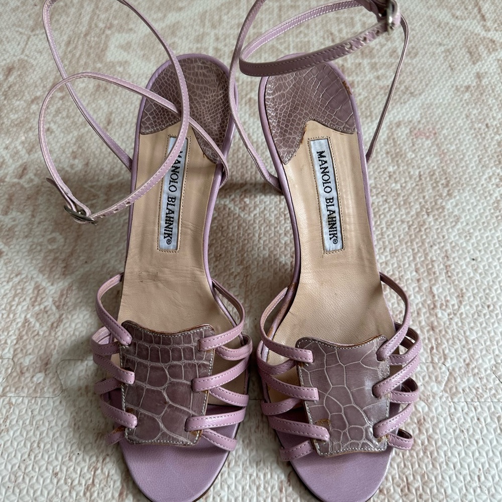 Manolo Blahnik Lilac Strappy Sandals Size 37.5